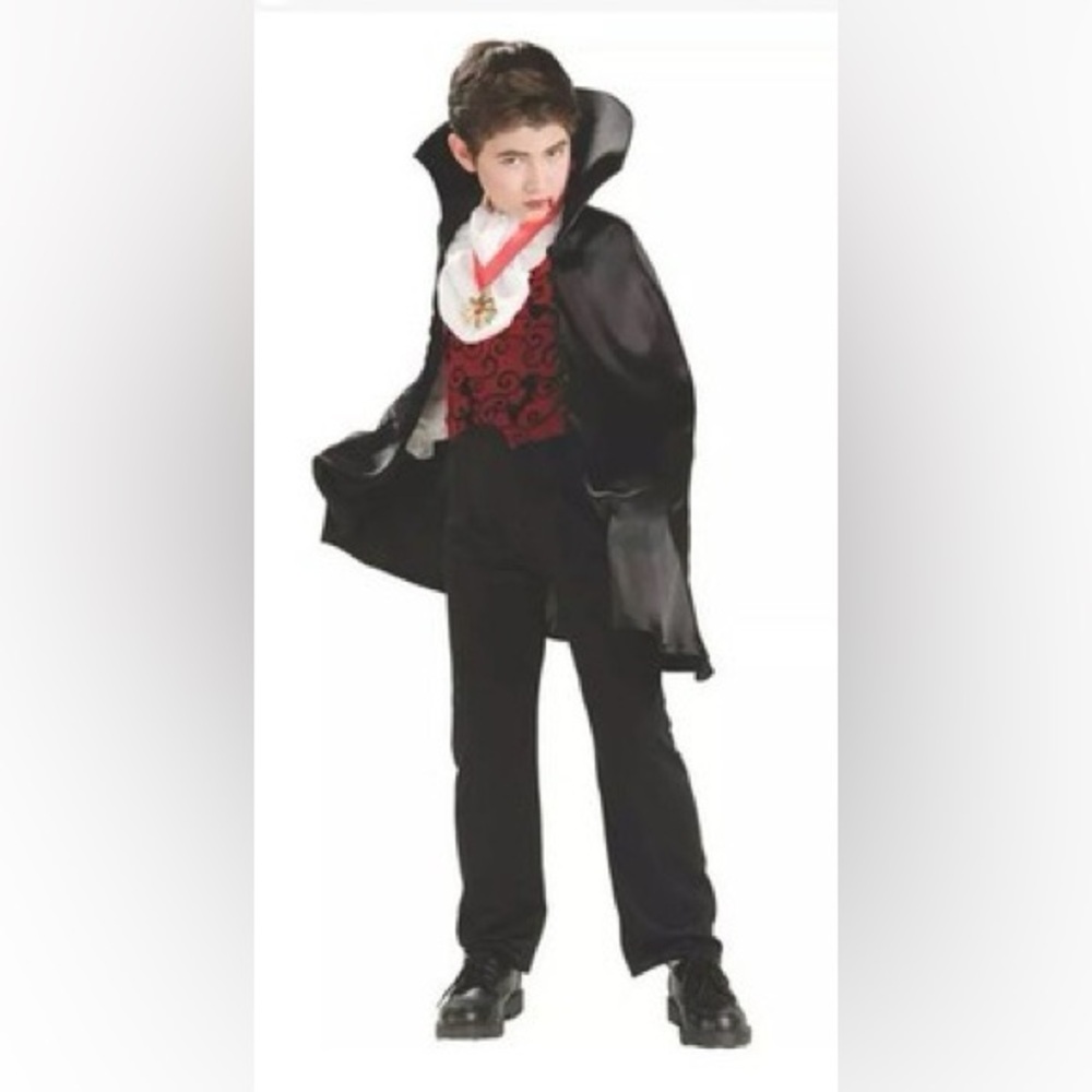 Kids Vampire Costume age 3 / 4 years size small